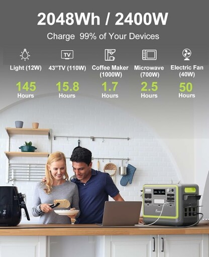 Tragbare Powerstation mit App-Steuerung auf Rasen